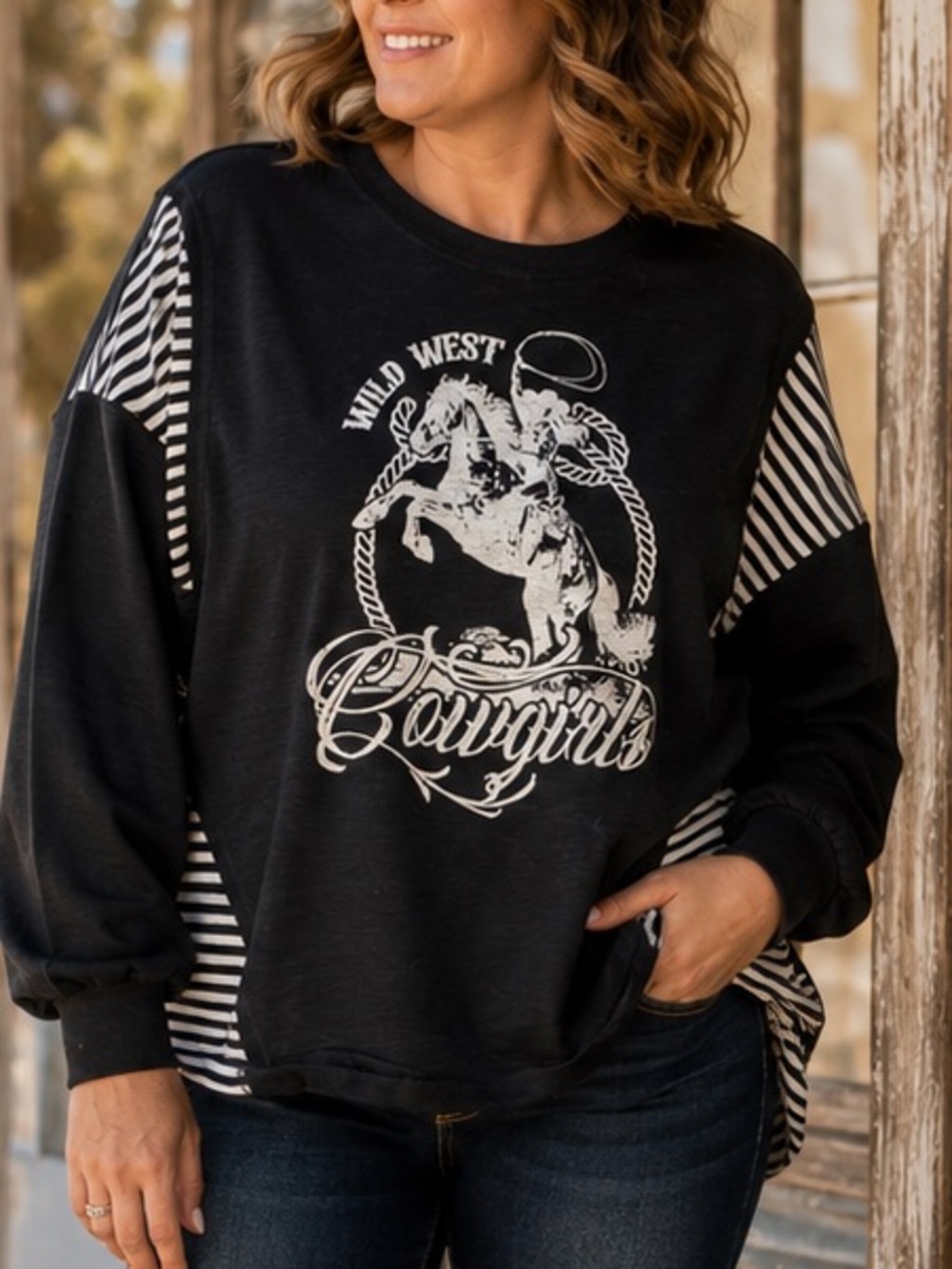 Very J Wild West Cowgirl Graphic Sweatshirt Striped Contrast Top NWT M